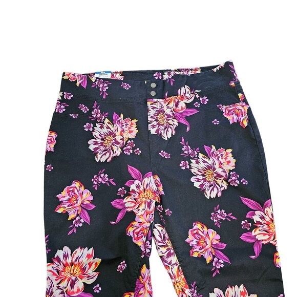 NWT Terra & Sky Women's Black Floral Skinny Mid Rise Pants Leggings size 2X - Picture 2 of 13